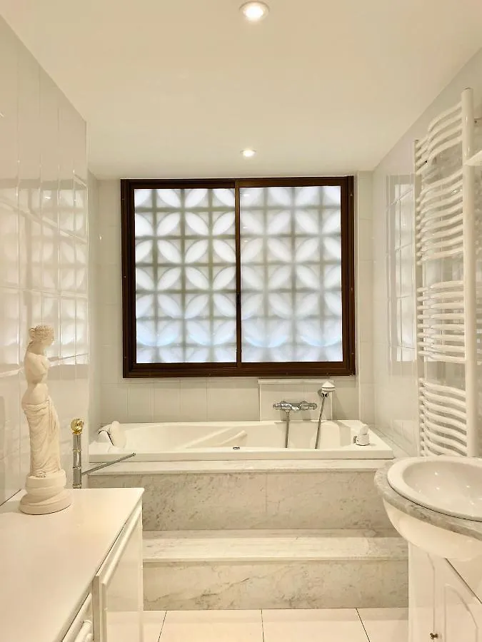 Luxury Family Apartment In Roses 0*,