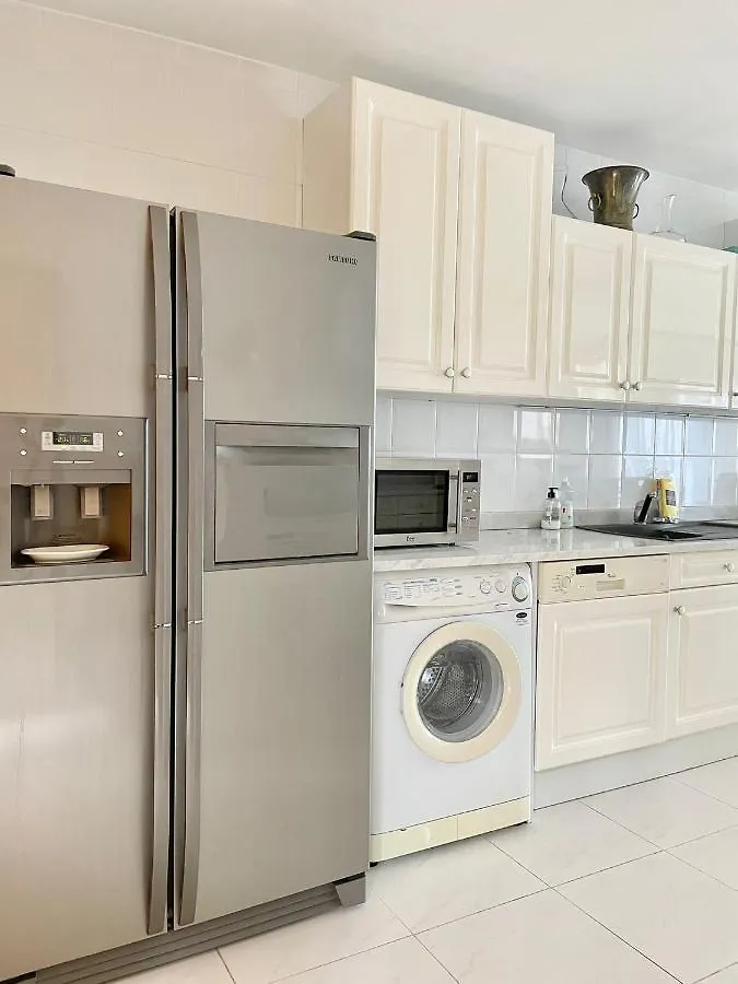 Luxury Family Apartment In Roses