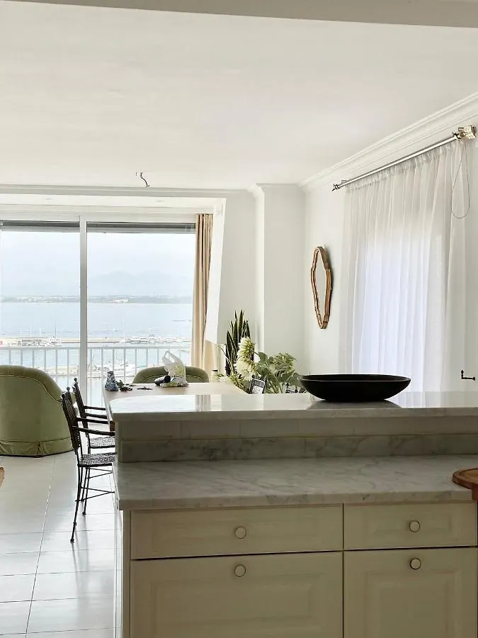 Luxury Family Apartment In Roses Spain