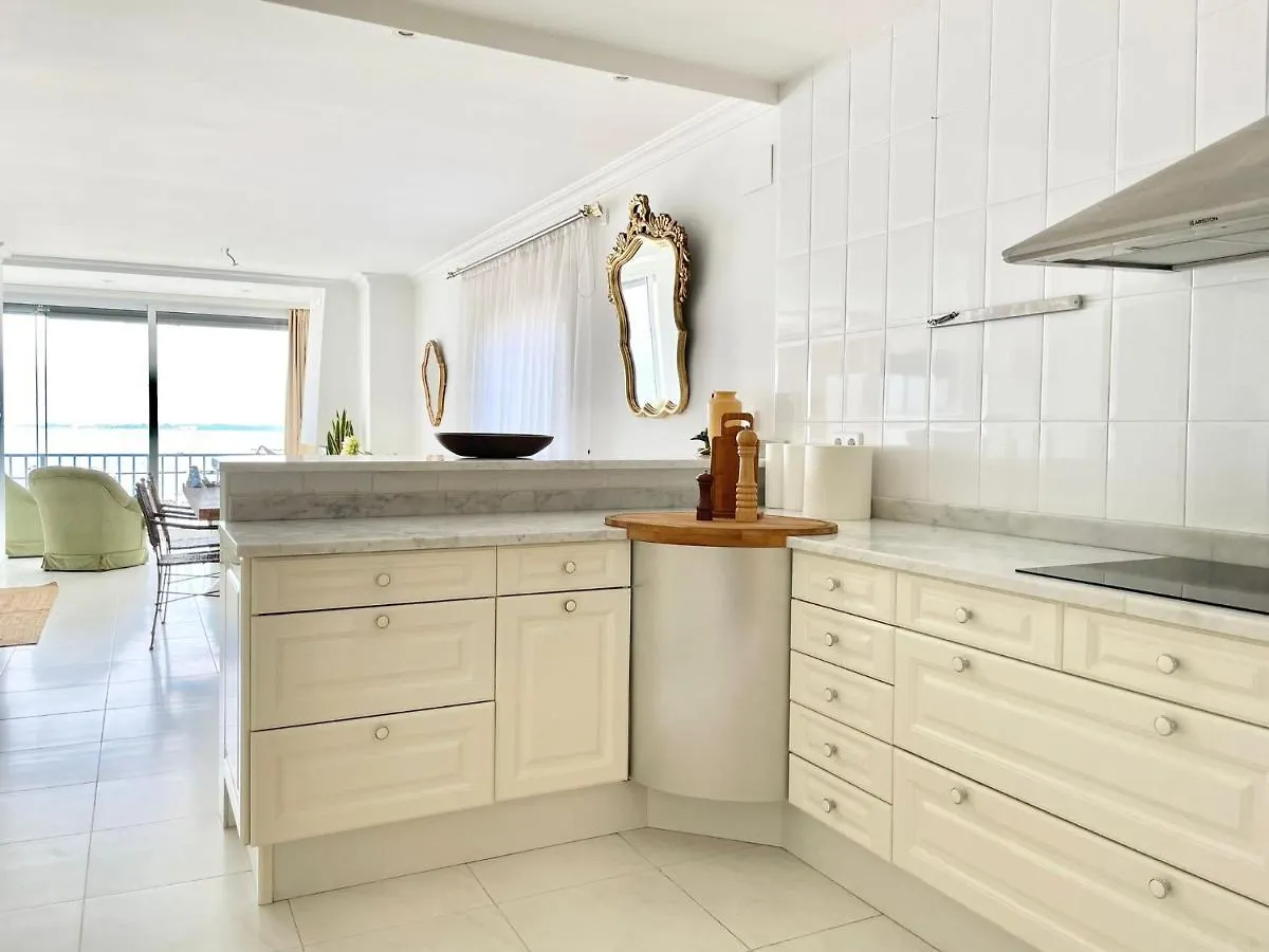 Luxury Family Apartment In Roses 0*,